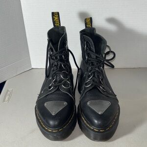 Dr. Martens Farylle black leather boots